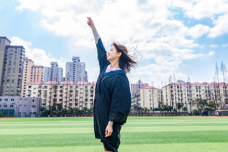 女大学生图片