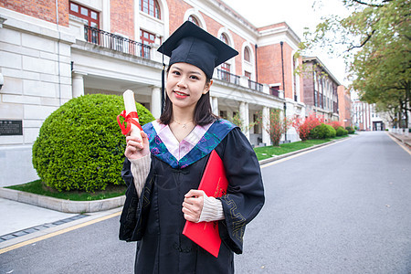 美女大学生毕业图片