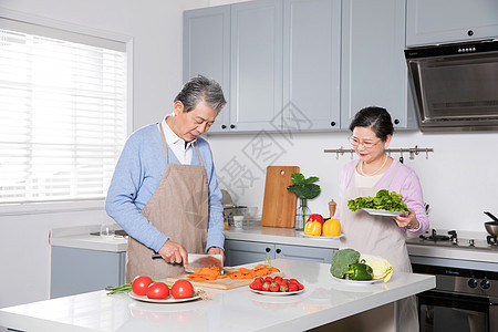 老年夫妻做饭老人高清图片素材