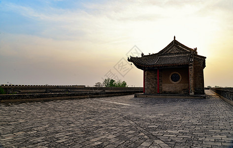 城墙上的建筑背景图片