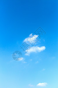蓝天白云竖图手机壁纸设计素材背景图片
