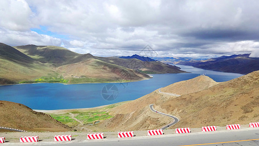 羊左雍措湖西藏风光羊雍措背景