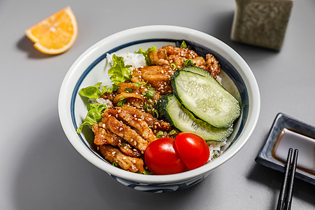 照烧鸡肉饭简餐拌饭高清图片