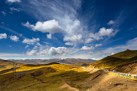 黄土高原和青藏高原的分界线拉脊山背景图片