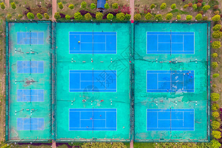 俯瞰军运会运动会网球场图片
