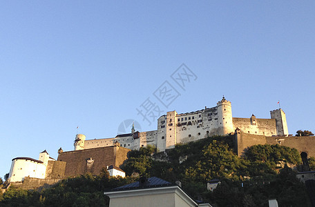 远眺萨尔茨堡地标萨尔茨堡城堡图片