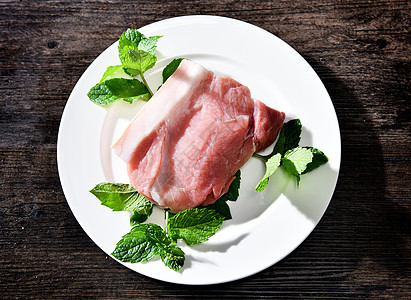 猪肉新鲜五花肉高清图片