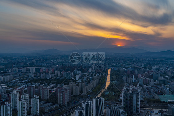 晚霞北京建筑群图片