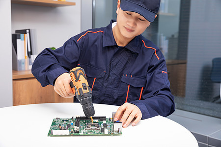 机械类技术人员背景