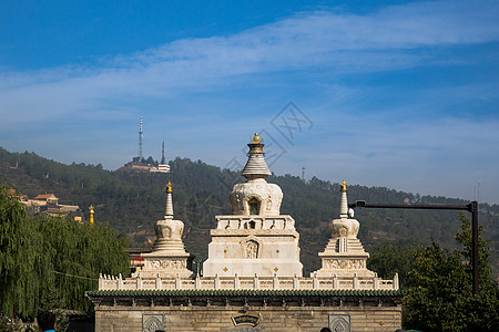 塔尔寺的古代建筑图片