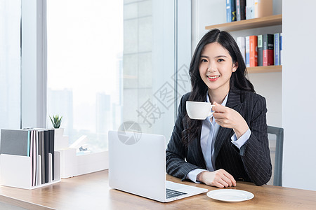 办公商务女性商务女性喝咖啡背景