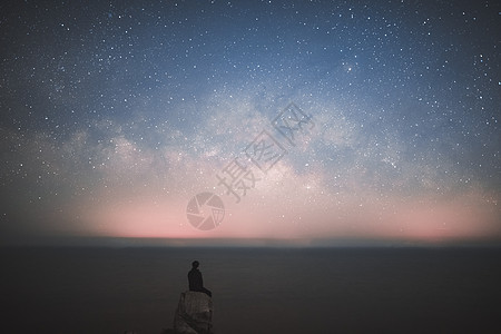 夜晚的大海海岛星空背景