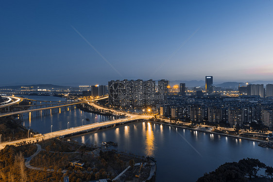 夜景建筑群图片