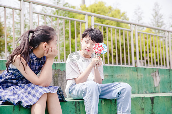 小学生分享棒棒糖图片