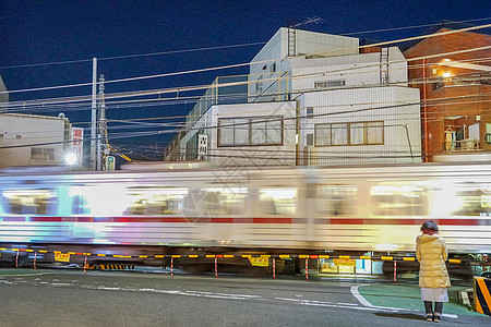 日本东京板桥夜景火车图片