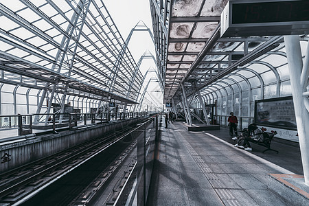 地铁站月台背景图片