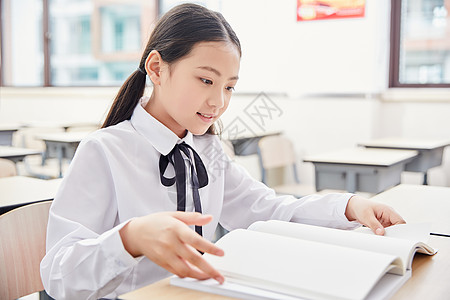 看书小女孩边框儿童节小学生读书背景