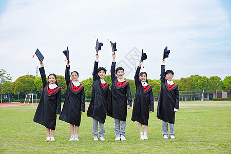 儿童礼服小学毕业生背景