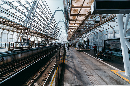 天津滨海新区地铁站背景图片