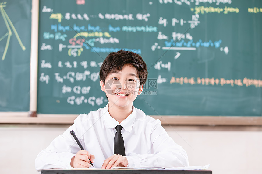 小学生课堂学习高清图片下载-正版图片501286458-摄图网
