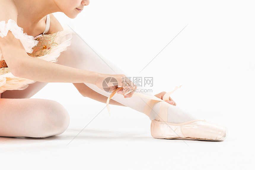 舞蹈芭蕾系鞋带特写图片