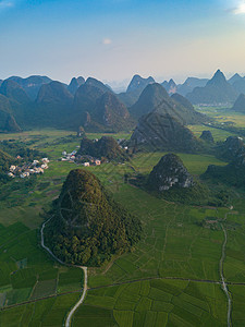 桂林田园喀斯特地貌图片