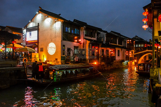 江苏4A景区木渎古镇夜景图片