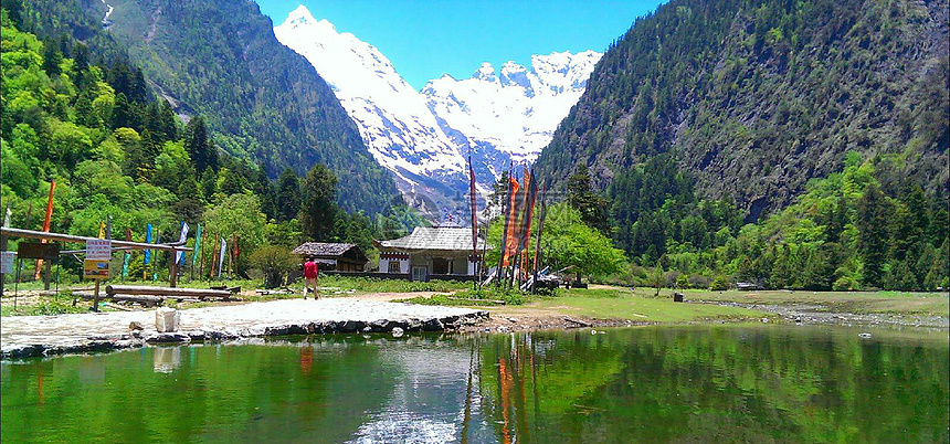 雨崩村高清图片下载 正版图片 摄图网