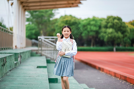 小学生形象背景图片