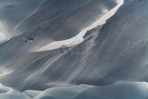 帕米尔高原雪山图片