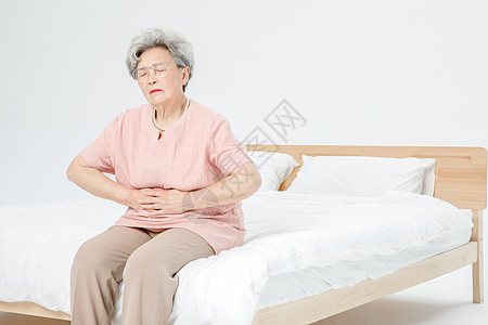 老人肚子痛疼痛胃痛高清图片