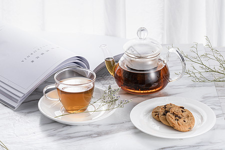 红茶与茶壶图片