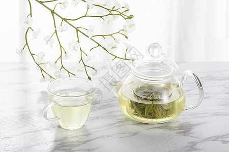 绿茶与玻璃茶壶图片