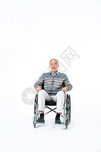 老人坐轮椅图片