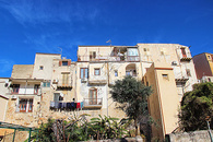 西西里岛切法卢小镇房屋图片