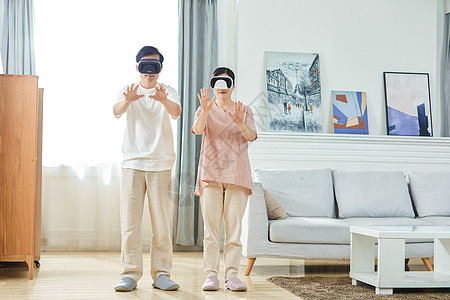 中年夫妻体验VR图片