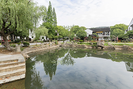 古风锦鲤素材中式湖边建筑背景