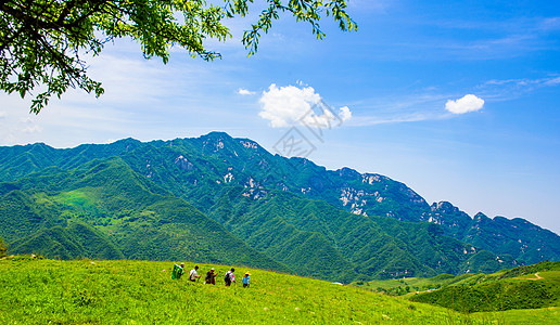 秦岭山水秦岭徒步观大美风光背景