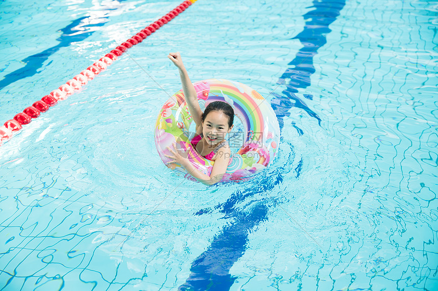 儿童游泳高清图片下载 正版图片501328984 摄图网