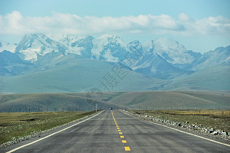 夏天马路新疆独库公路自驾背景