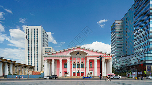 蒙古古典艺术剧院图片