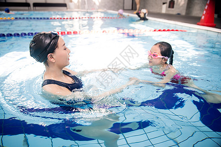 女性游泳池比心儿童游泳培训背景