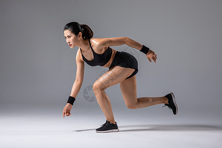 女性运动跑步图片