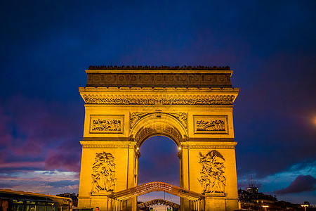 法国巴黎夜景法国巴黎凯旋门晚霞背景