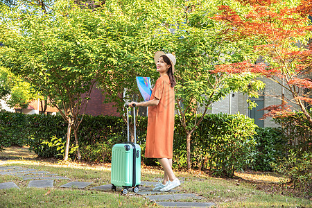 女孩高清图片情侣户外出行游玩高清图片开车户外出行高清图片女子外出