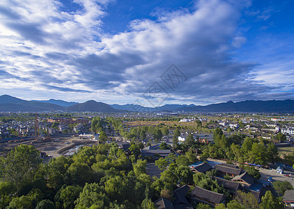 大气丽江束河古镇全景图片