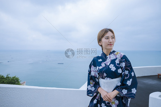 海边和服美女图片