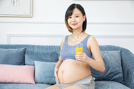 孕妇橙汁图片