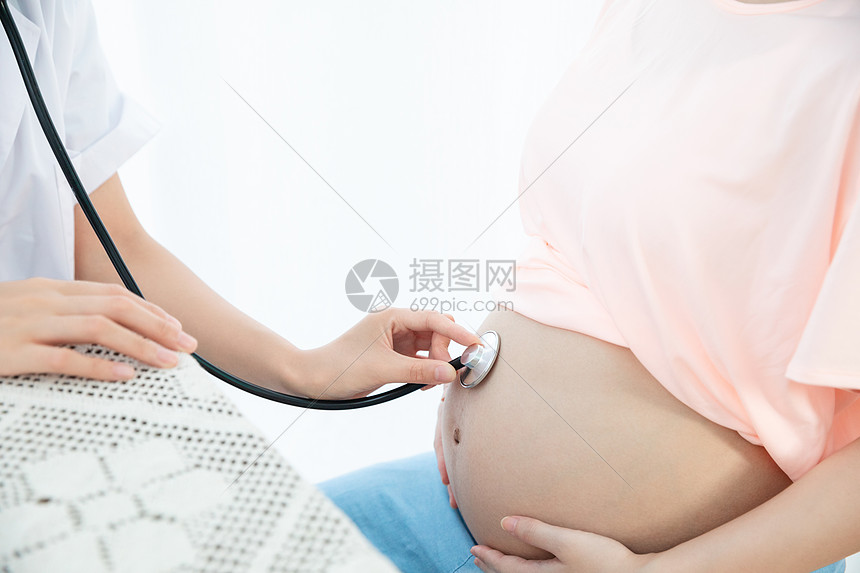 孕妇医生听诊器图片