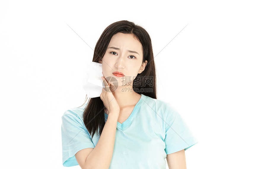 夏日女性擦汗高清图片下载 正版图片 摄图网
